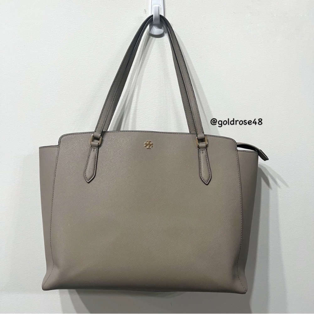 Tory Burch large Emerson zip top tote in Gray Heron